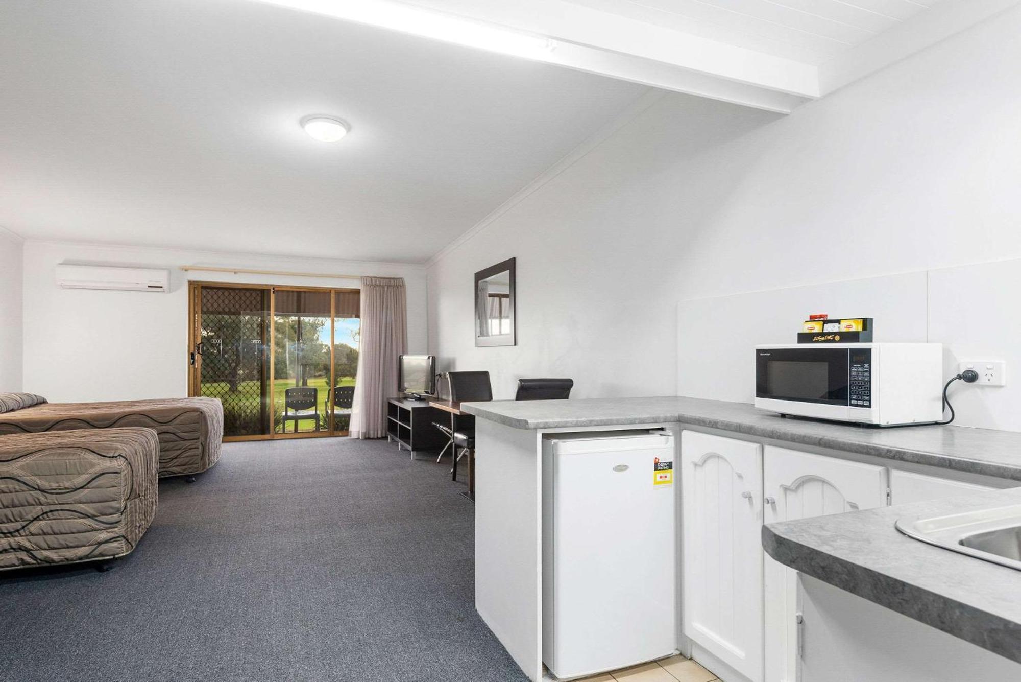 Barmera Comfort Inn & Suites Riverland מראה חיצוני תמונה