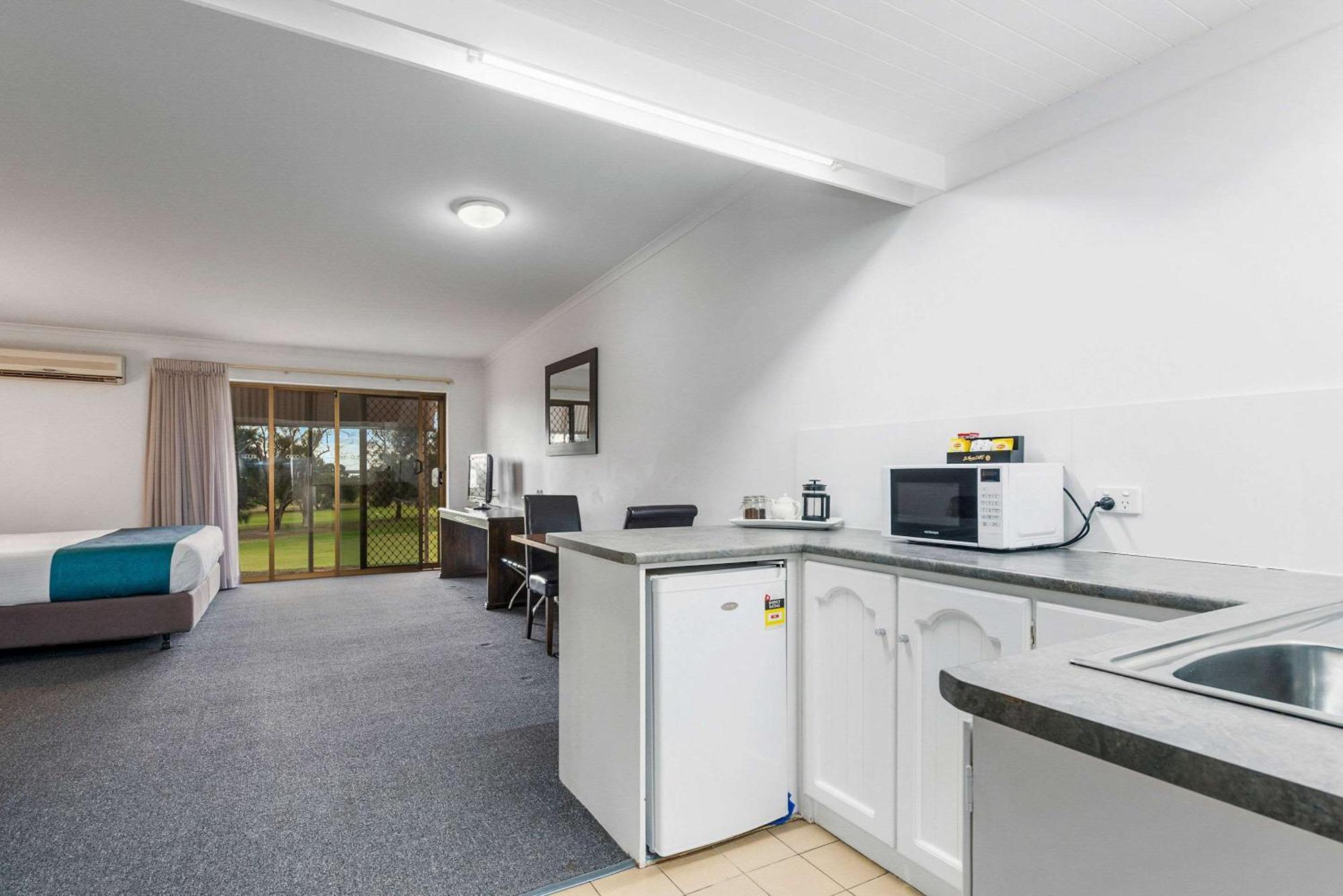 Barmera Comfort Inn & Suites Riverland מראה חיצוני תמונה